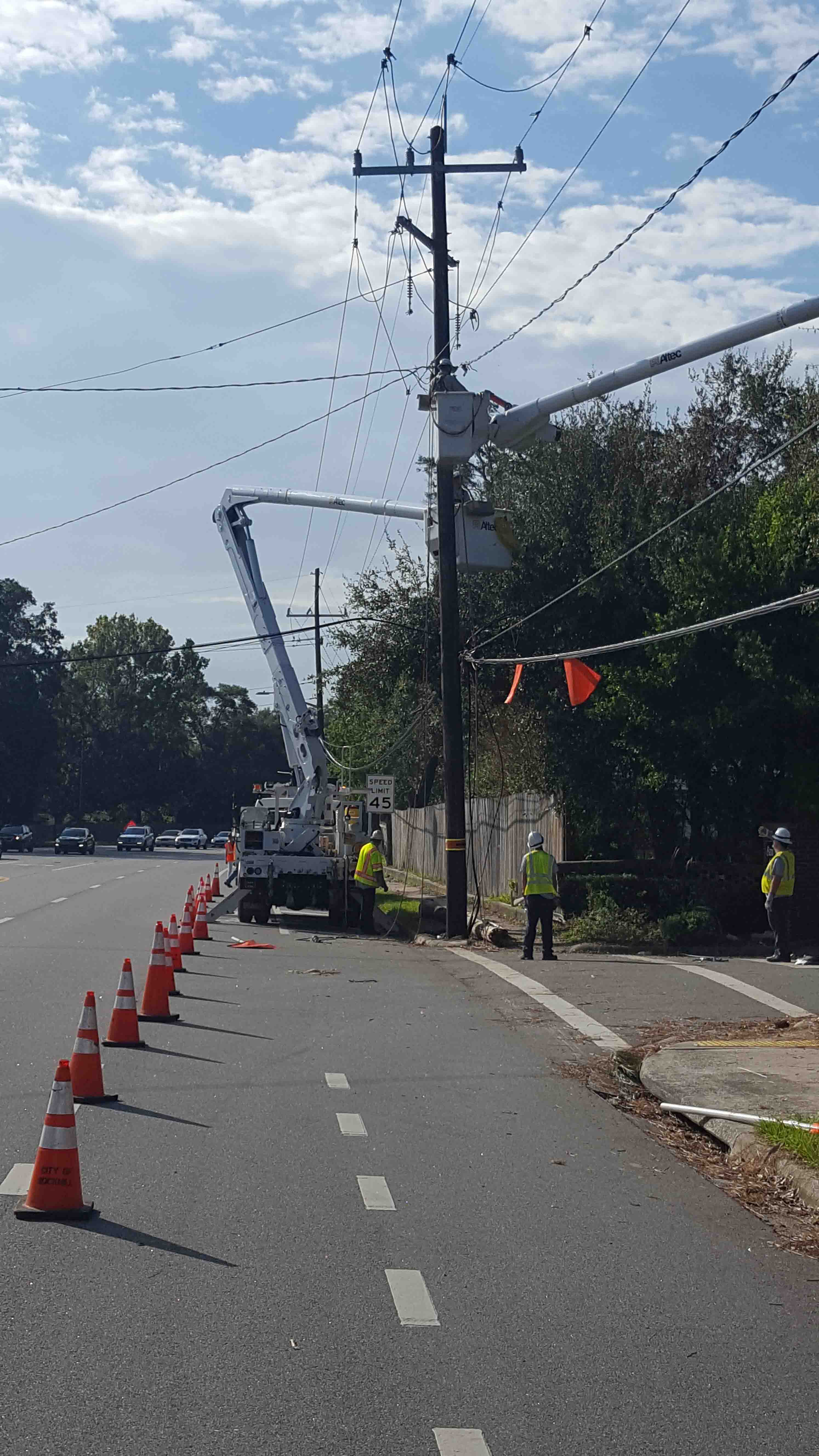 Electric linemen from the City of Rock Hill assisting Florida
