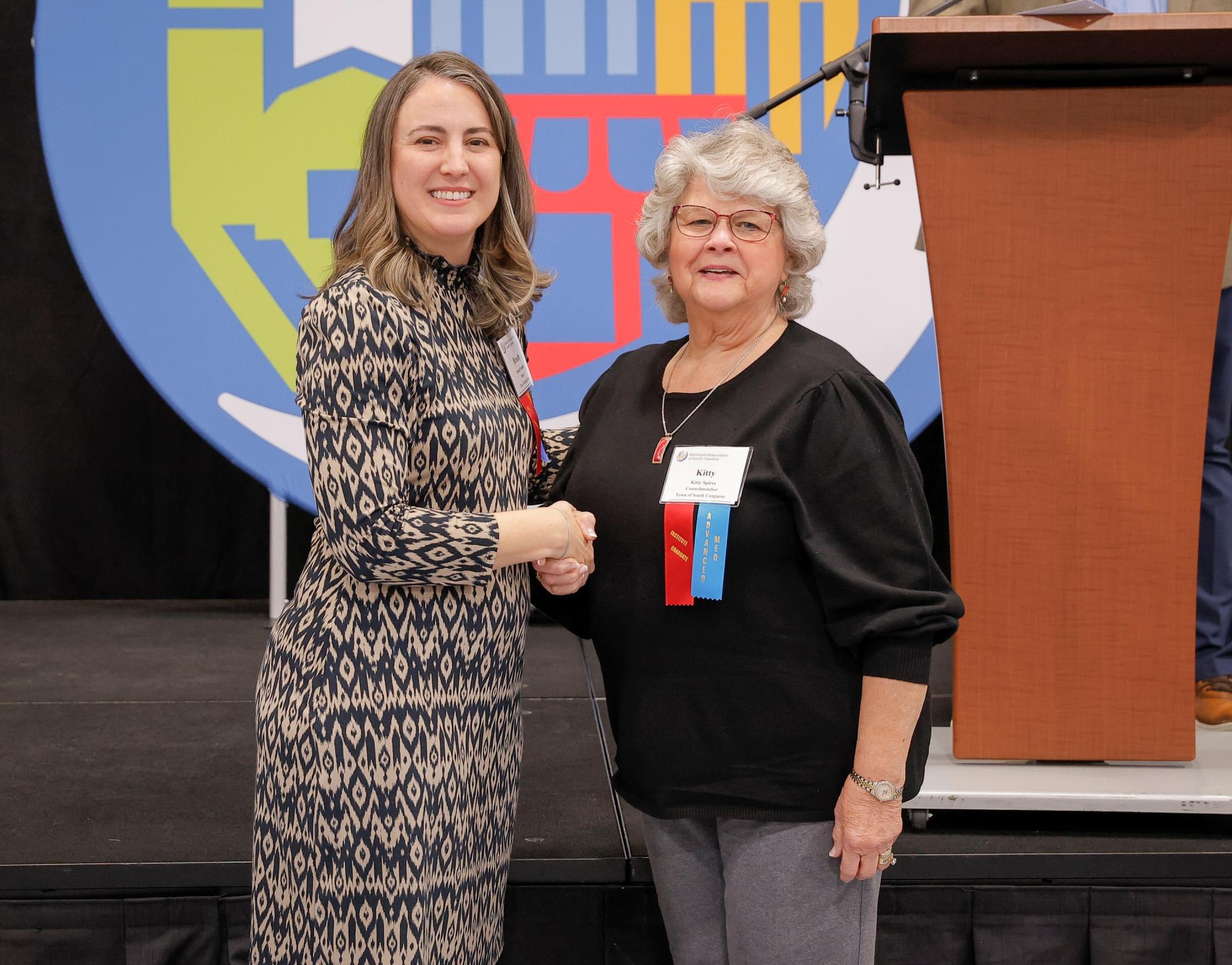 Councilmember Kitty Spires and Mayor Brandy Amidon, Municipal Association President.
