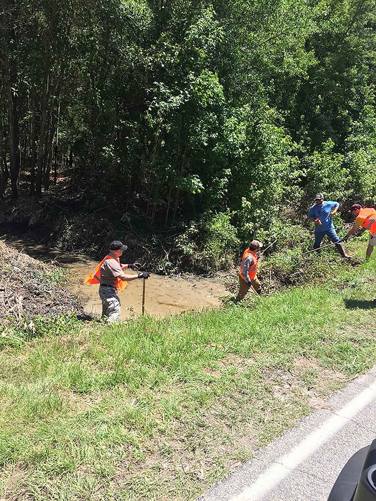 Volunteers cleaned drainage infrastructure in Nichols in June